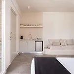 Kythea Apartamento