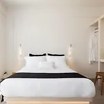 Kythea Apartamento