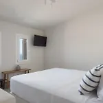 Kythea Apartamento