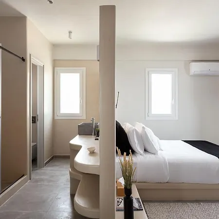 Kythea Apartment *