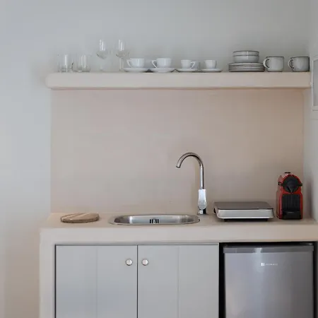 Kythea Apartment